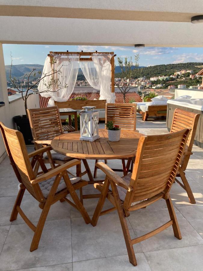Rooftop Spa Lägenhet Trogir Exteriör bild